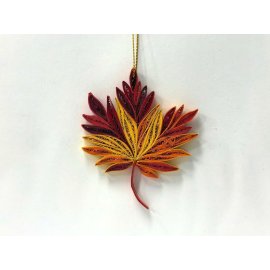 Paper quilling Maple leaf ornament - style 2