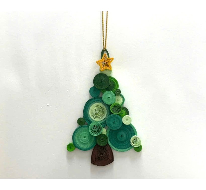 Paper quilling Christmas tree, green tone