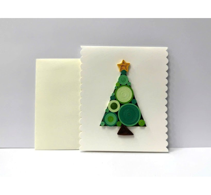 Paper quilling card Christmas tree, circled design